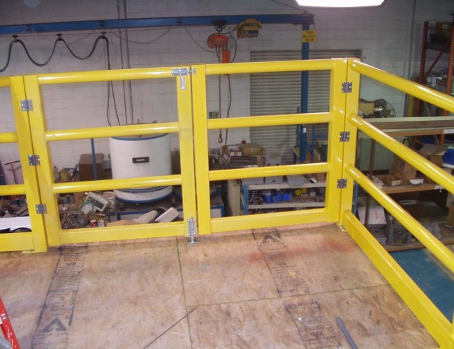 Pic Swing Gate Mezzanine